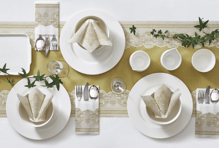airlaid royal lace gold.jpg